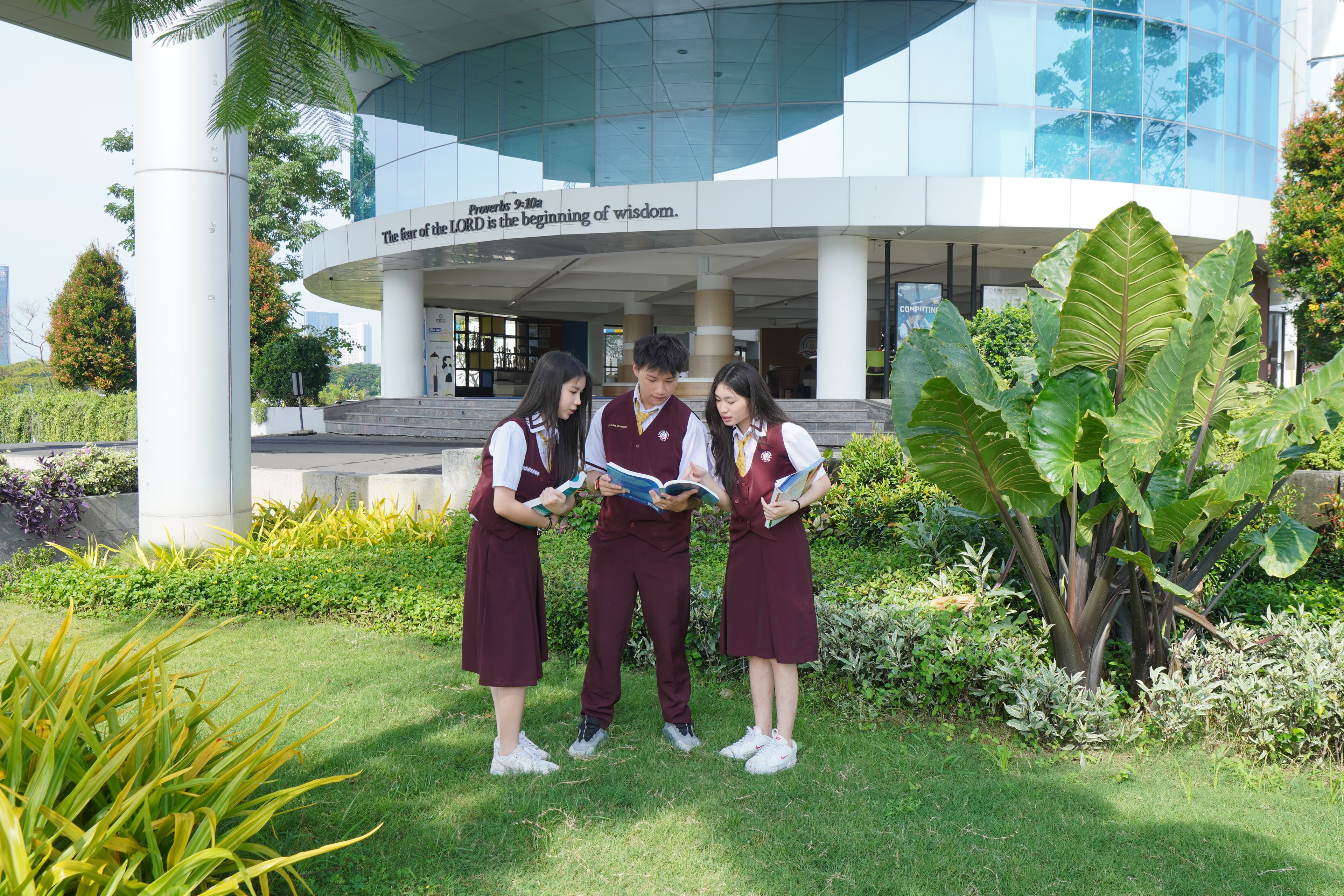 High school students at Elyon Christian School